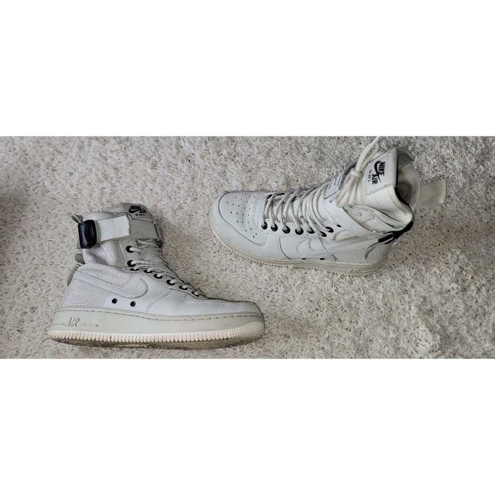 Nike Air Force One's Special Field Sneaker's Women's size 6